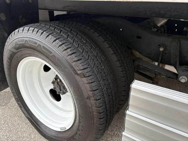 2022 Ford E-350 Cutaway Base
