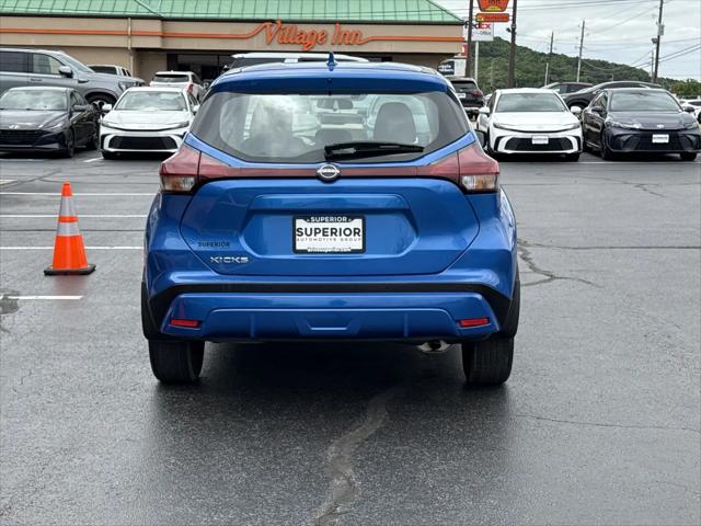 2024 Nissan Kicks S Xtronic CVT