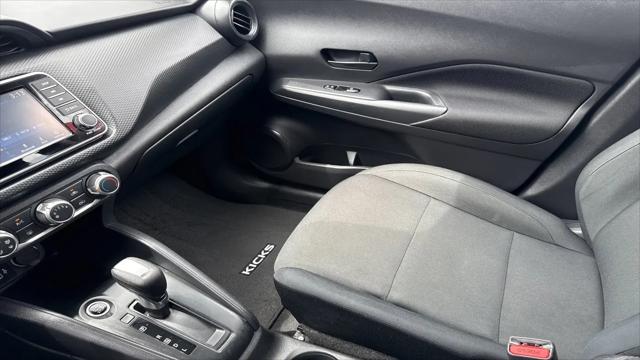 2024 Nissan Kicks S Xtronic CVT