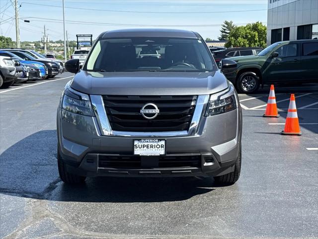 2024 Nissan Pathfinder S FWD