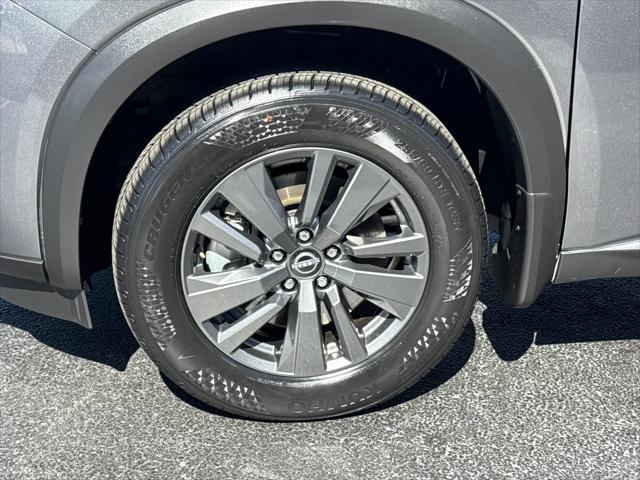 2024 Nissan Pathfinder S FWD