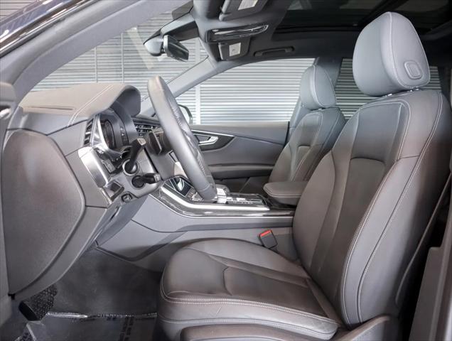 2025 Audi Q8 Premium 55 TFSI quattro
