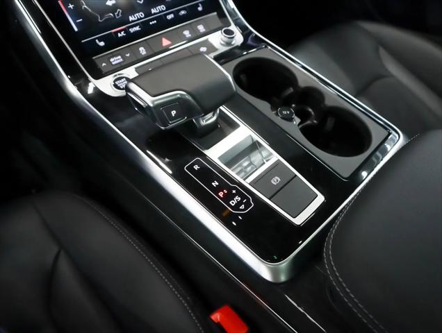 2025 Audi Q8 Premium 55 TFSI quattro