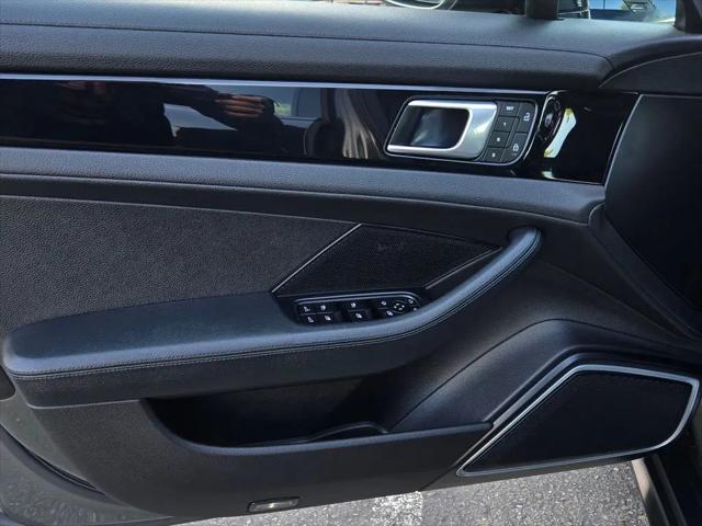 2022 Porsche Panamera Platinum Edition