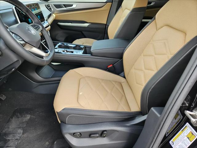 2026 Volkswagen Atlas Cross Sport SE with Technology