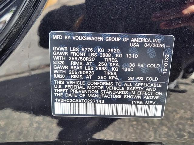 2026 Volkswagen Atlas Cross Sport SE with Technology