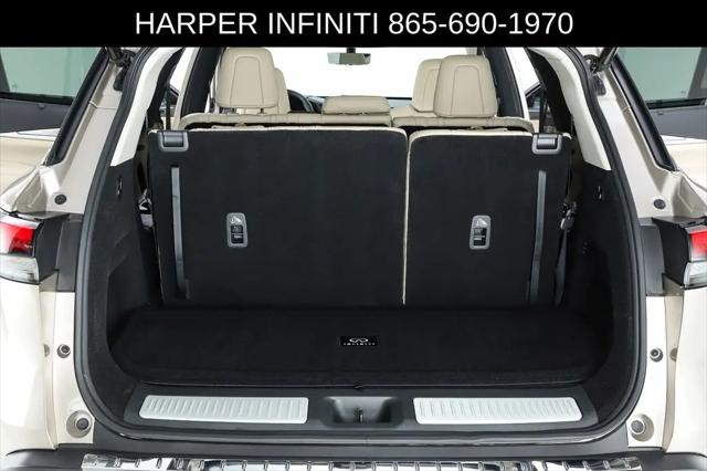 2023 INFINITI QX60 LUXE