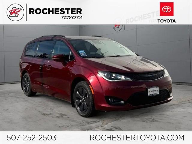 2020 Chrysler Pacifica Hybrid Limited for sale in Rochester, MN