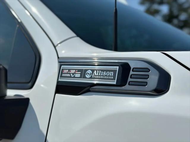 2024 GMC Sierra 2500HD 4WD Crew Cab Standard Bed AT4