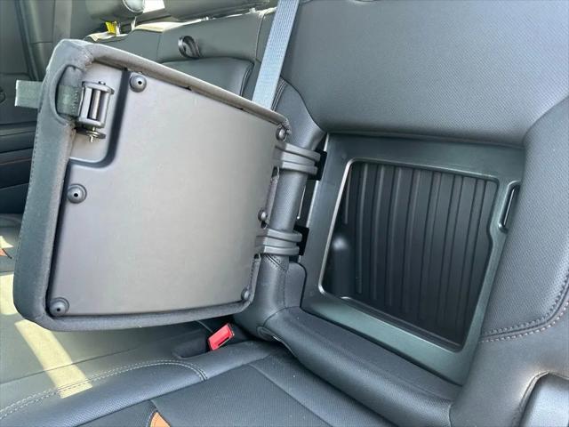 2024 GMC Sierra 2500HD 4WD Crew Cab Standard Bed AT4