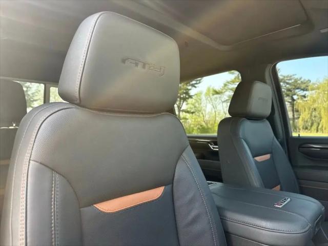 2024 GMC Sierra 2500HD 4WD Crew Cab Standard Bed AT4