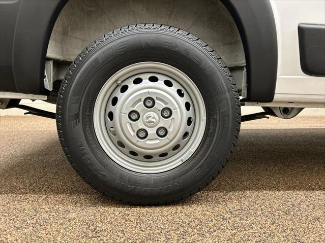 2025 Ram ProMaster 2500 Cargo Van Tradesman Low Roof 136 WB w/Pass Seat