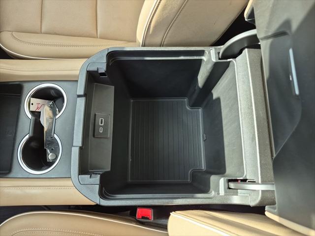 2024 Chevrolet Suburban 2WD Premier