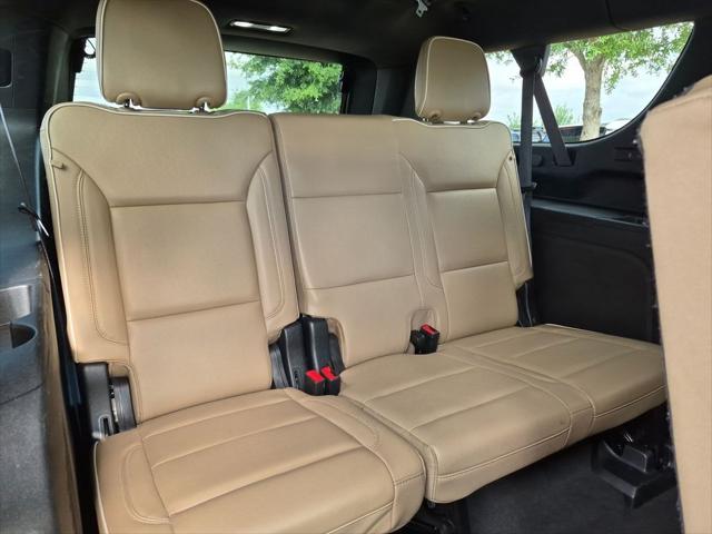 2024 Chevrolet Suburban 2WD Premier