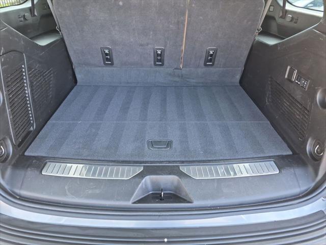 2024 Chevrolet Suburban 2WD Premier