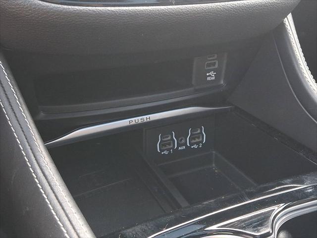 2023 Chrysler Pacifica Hybrid Limited