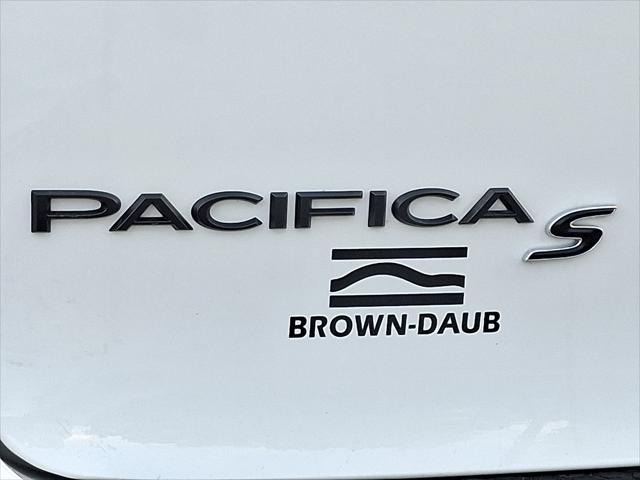 2023 Chrysler Pacifica Hybrid Limited