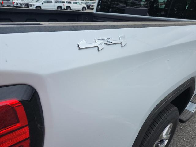 2026 GMC Sierra 1500 Crew Cab, Short Bed, SLT, 4WD