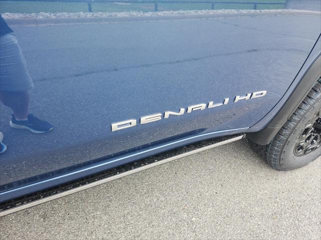 2026 GMC Sierra 2500HD Crew Cab, Standard Bed, Denali, 4WD