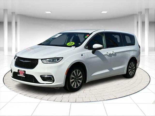 2023 Chrysler Pacifica Hybrid Touring L for sale in Mission Hills, CA