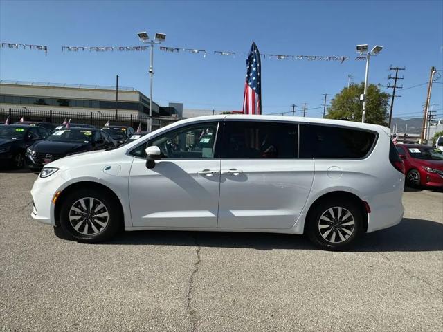 2023 Chrysler Pacifica Hybrid Touring L