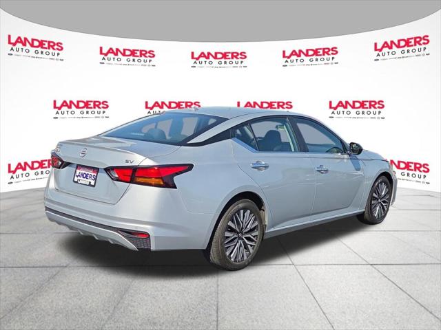 2024 Nissan Altima SV FWD