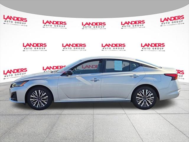 2024 Nissan Altima SV FWD