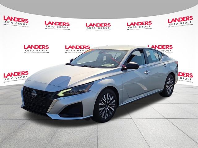 2024 Nissan Altima SV FWD