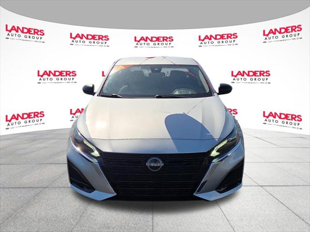 2024 Nissan Altima SV FWD
