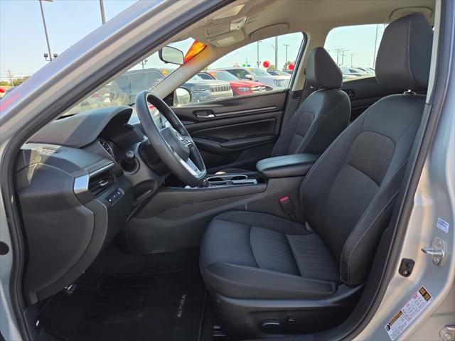 2024 Nissan Altima SV FWD