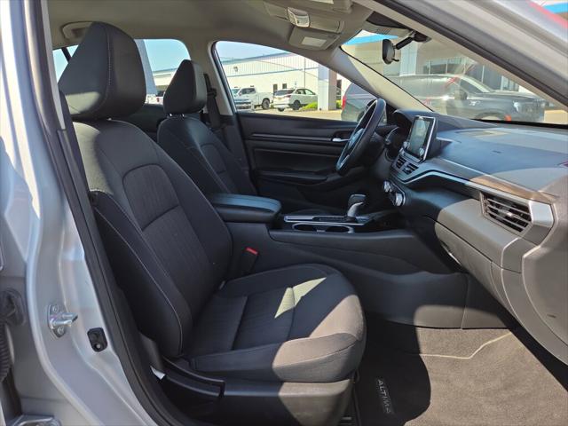 2024 Nissan Altima SV FWD