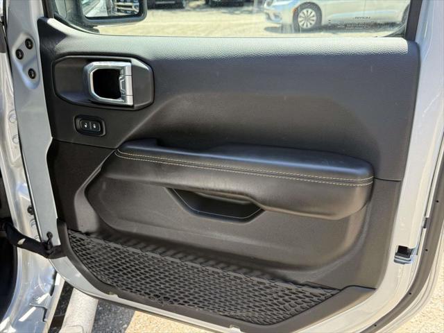 2024 Jeep Wrangler 4-Door Sahara 4x4