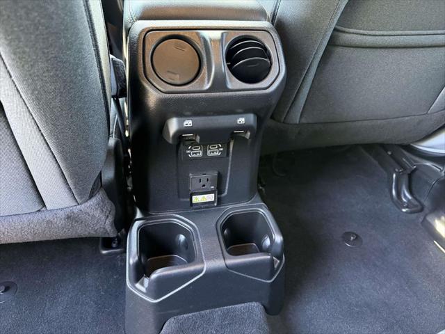 2024 Jeep Wrangler 4-Door Sahara 4x4