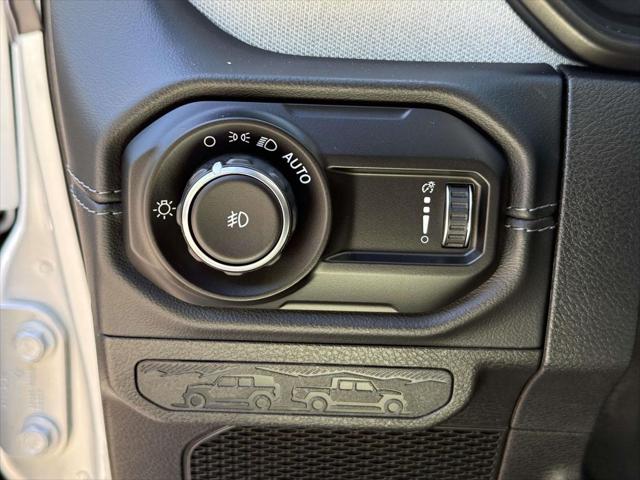2024 Jeep Wrangler 4-Door Sahara 4x4