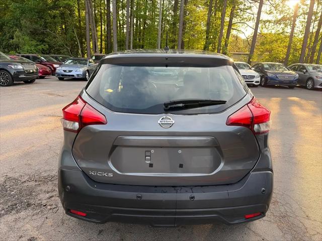 2020 Nissan Kicks S Xtronic CVT