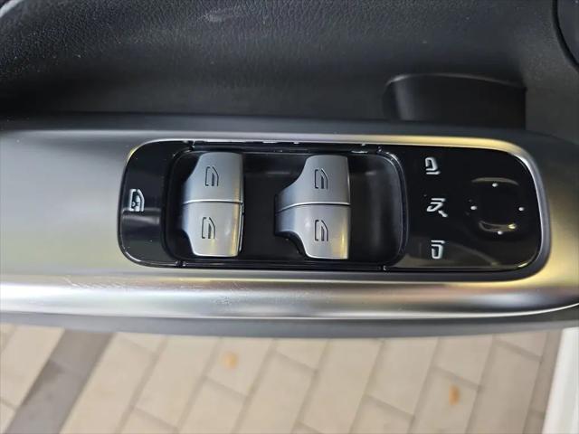 2025 Mercedes-Benz C-CLASS C 300 C 300