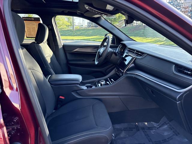 2025 Jeep Grand Cherokee Laredo X 4x4