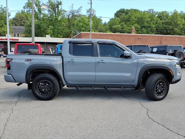 2023 Nissan Frontier Crew Cab PRO-4X 4x4 2023 Nissan Frontier Crew Cab PRO-4X 4x4