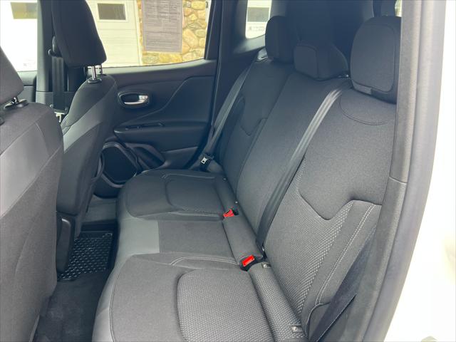 2023 Jeep Renegade Latitude 4x4