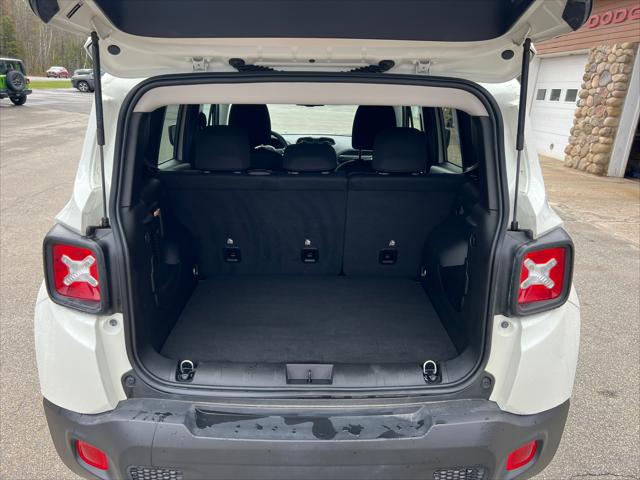 2023 Jeep Renegade Latitude 4x4