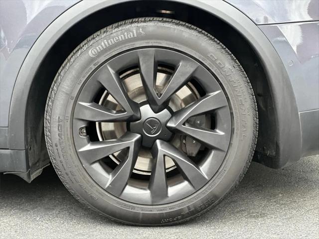 2023 Tesla Model X Standard Range