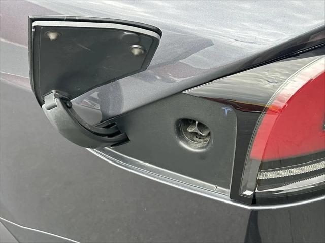 2023 Tesla Model X Standard Range