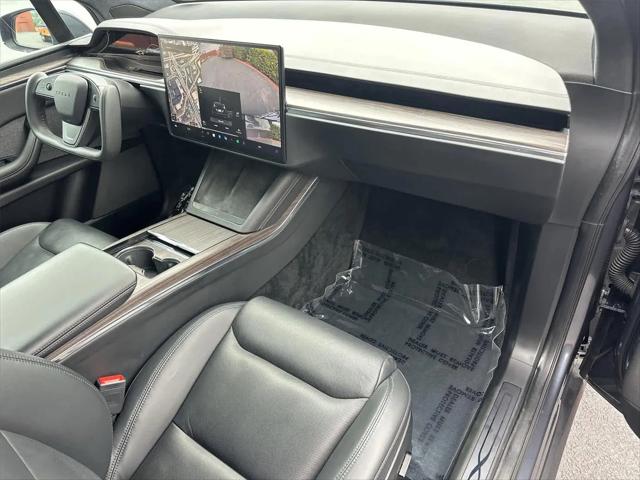 2023 Tesla Model X Standard Range