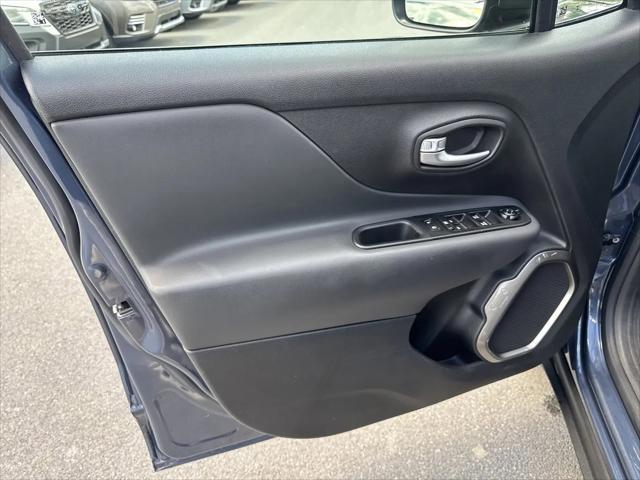 2022 Jeep Renegade Latitude 4x4