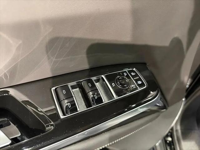 2026 Cadillac Escalade ESV V