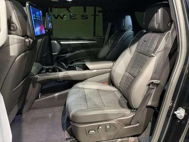 2026 Cadillac Escalade ESV V
