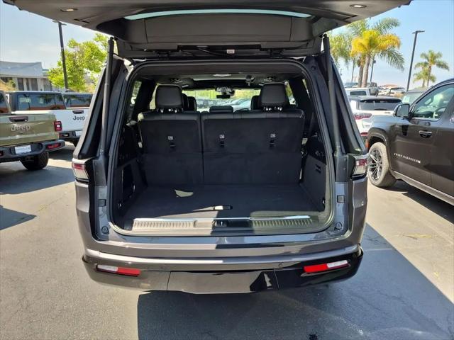 2026 Jeep Grand Wagoneer Summit Reserve 4x4