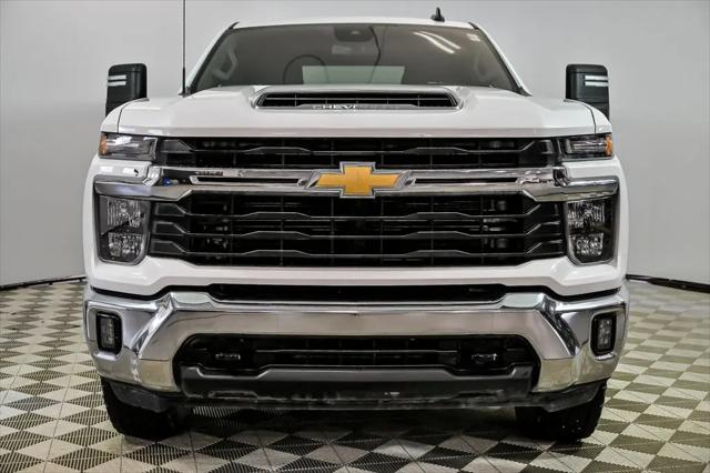 2025 Chevrolet Silverado 2500HD 4WD Crew Cab Standard Bed LT