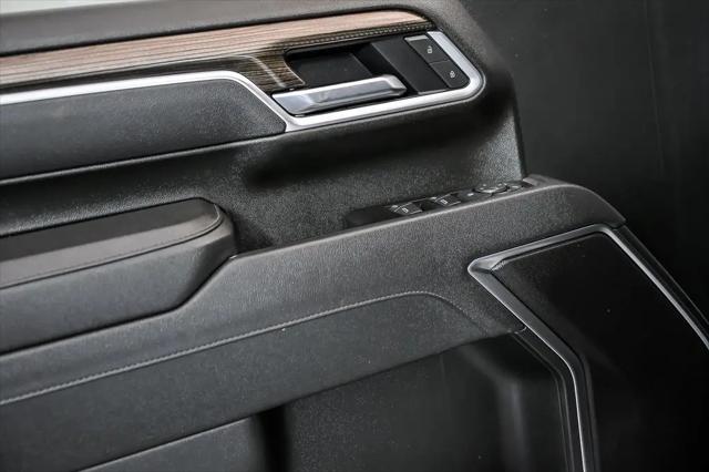 2025 Chevrolet Silverado 2500HD 4WD Crew Cab Standard Bed LT