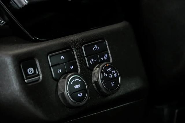 2025 Chevrolet Silverado 2500HD 4WD Crew Cab Standard Bed LT